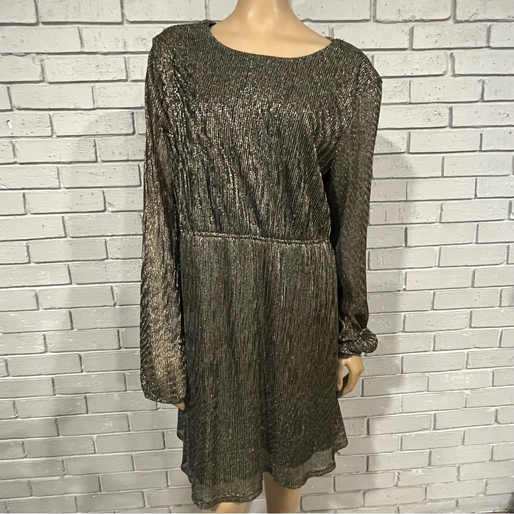 Xhilaration Women’s Gold Metallic Long Sleeve Party Evening Dress